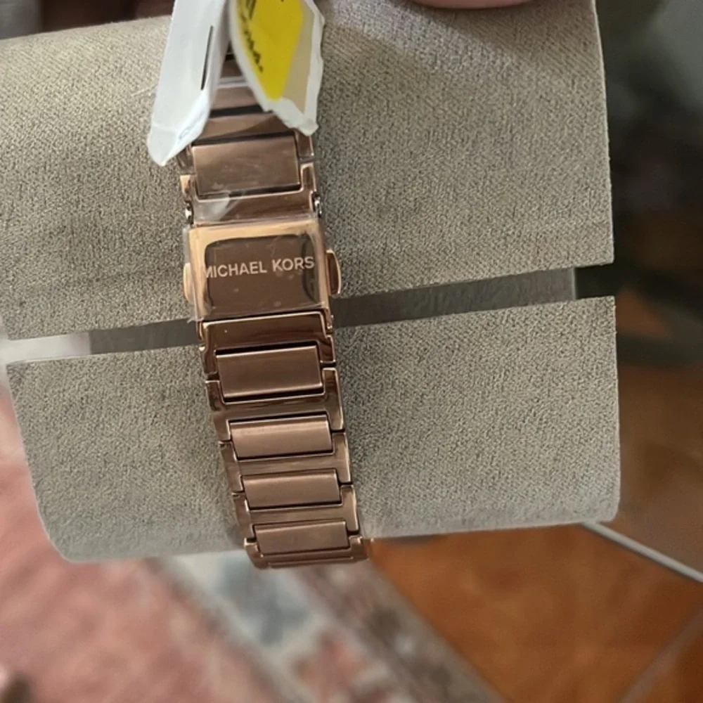 MICHAEL KORS 32mm Women's Bracelet Watch